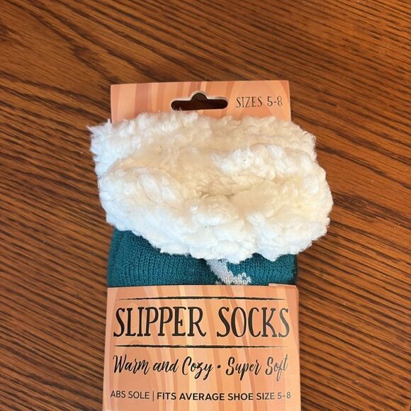 NWT -Slipper Socks, Colorado - warm and cozy - really soft - fits side 5-8 - Picture 8 of 8